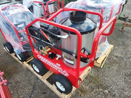 Magnum 4000 Steam Pressure Washer/New
