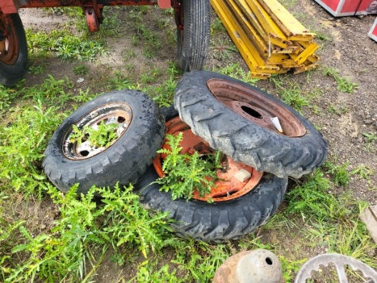 3 wheels and Tires