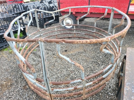 Round Bale Feeder