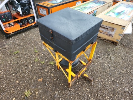 Meyer Salt Spreader for Reese Hitch
