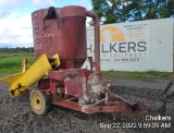 New Holland 351 Grinder Mixer