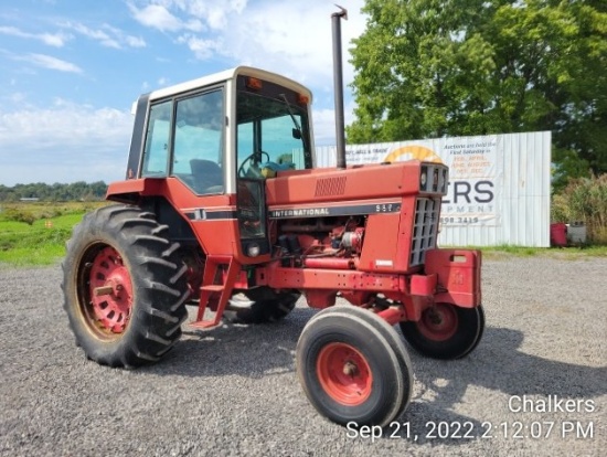International 986 Diesel 2wd w/Cab