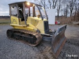 New Holland DC80 Dozer w/6 way Blade