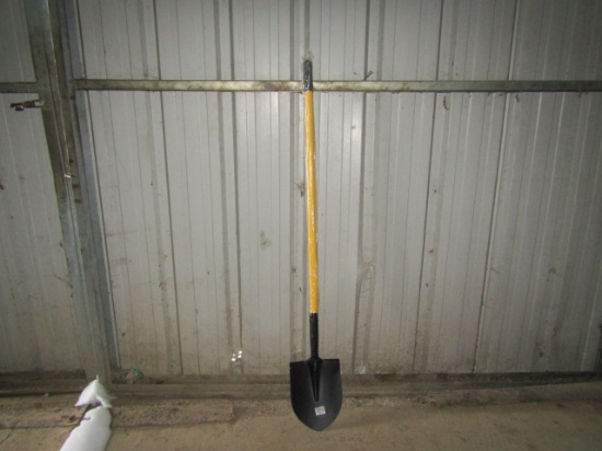 Fiberglass Handle Round Point Shovel