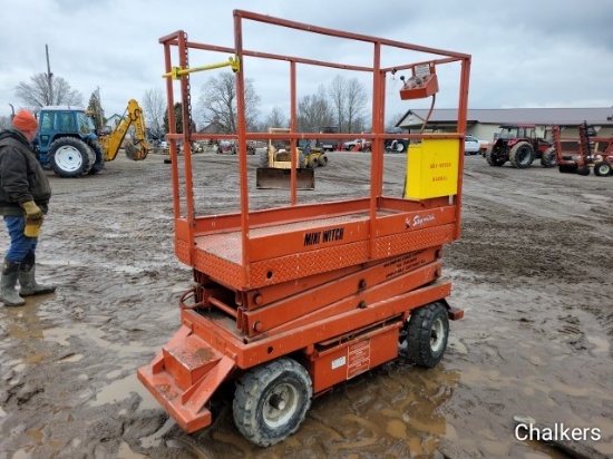 Sky Witch Scissor Lift