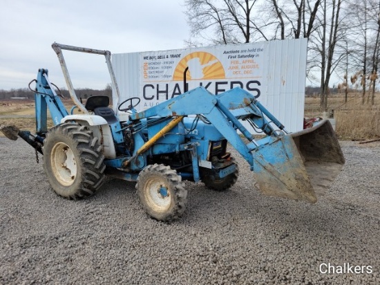 Ford 1900 4x4 Loader Backhoe