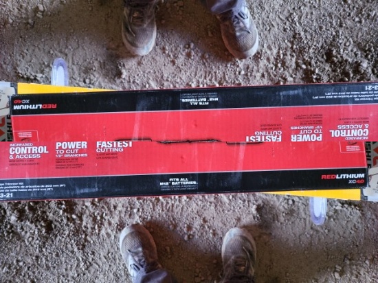 Milwaukee M12 Saw