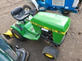 John Deere 116 Riding Mower w/Deck