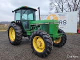 John Deere 3140 4x4 w/Cab