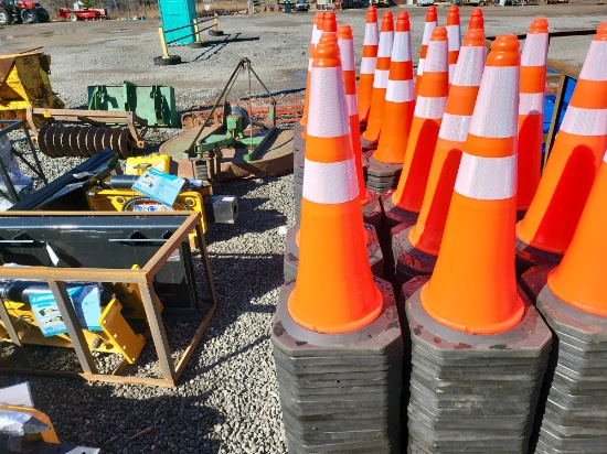 (25) Safety Cones -Selling by the cone x25