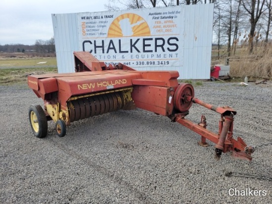 New Holland 273 Square Baler
