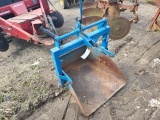 Ford 706 3pt. Dirt Scoop