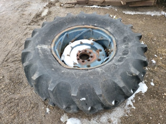 18.4x30 Spin Out Wheel And Tire