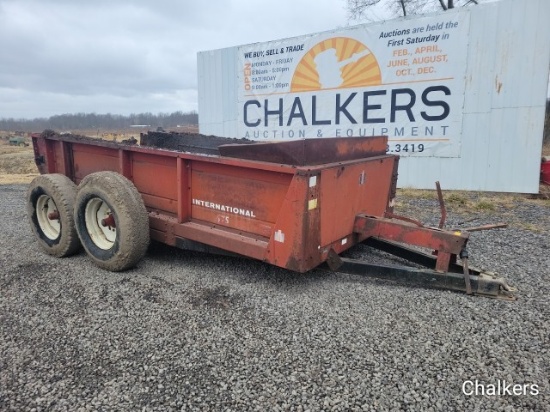 International 575 Tandem Manure Spreader