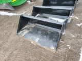 Kivel 60in. QT Bucket/New