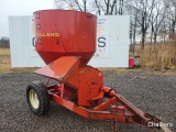 New Holland 340 Grinder Mixer