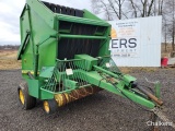 John Deere 510 Round Baler