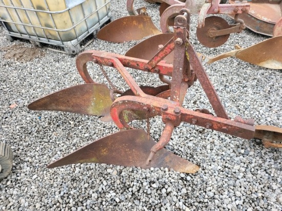 Ferguson 2btm 3pt. Plow