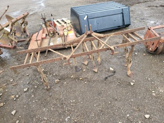 3pt. 2row Stiff Shank Cultivator