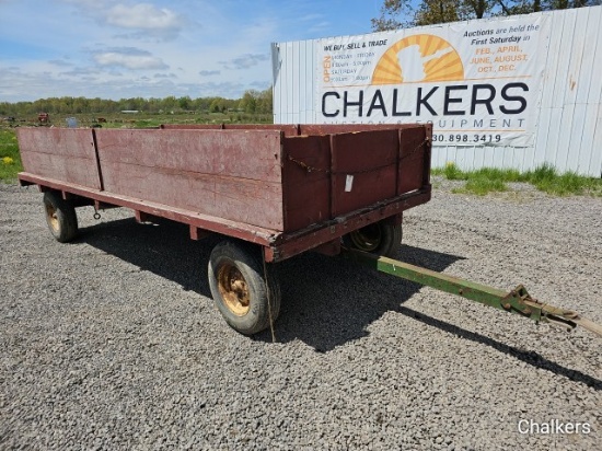 Wooden Wagon w/John Deere Gear/Hyd Dump