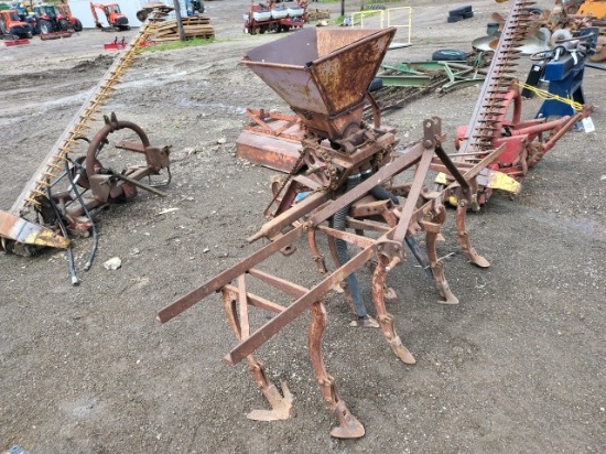 3pt. 2 row Cultivator w/Side Dresser