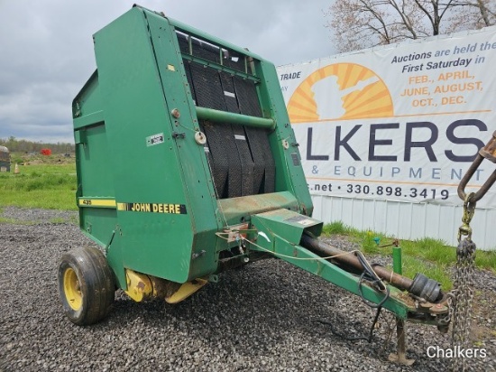 John Deere 435 Round Baler