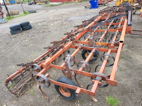 Vicon 19ft. 3pt. Cultivator