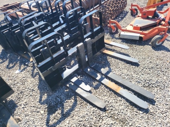 HLA 42in. QT Pallet Forks  4200#