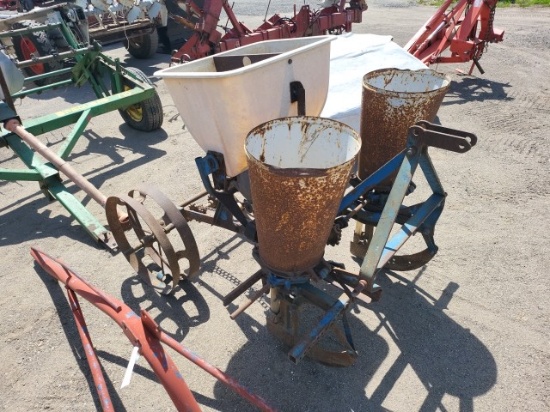 Ford 309 2row 3pt. Corn Planter