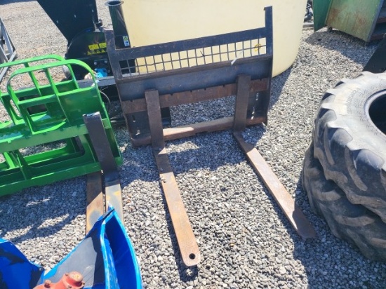 QT Pallet Forks