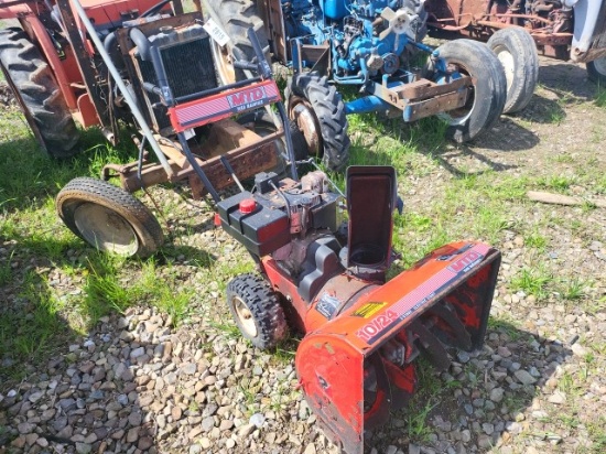 MTD Yard Machines Snowblower