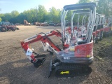 VA13 Mini Excavator w/Thumb