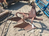 Dearborn 2btm. 3pt. Plow