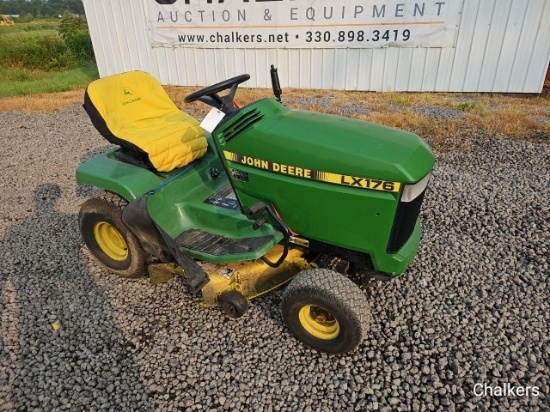 John Deere LX176 Riding Mower