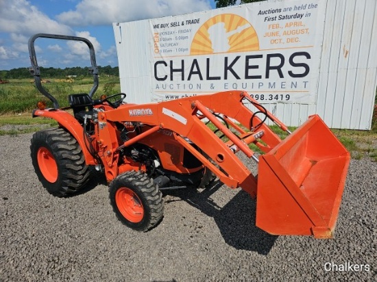 Kubota L2501 4x4 w/Ldr