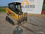 Cat 247 Skidsteer w/Forks