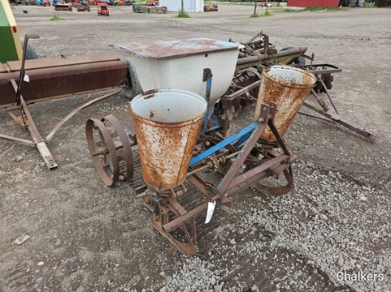 Ford 309 2 row 3pt. Corn Planter