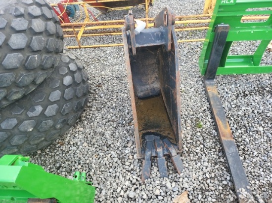 JCB 12in. Digging Bucket/Unused