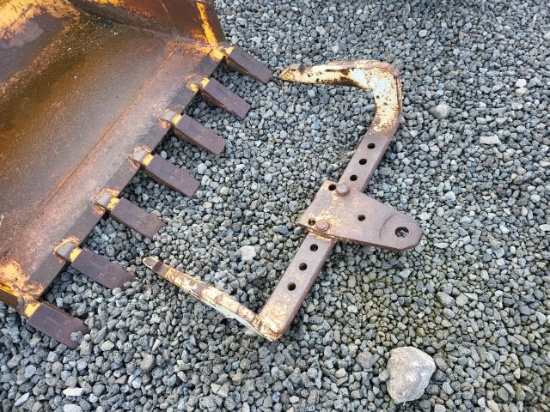 International Fast Hitch Drawbar