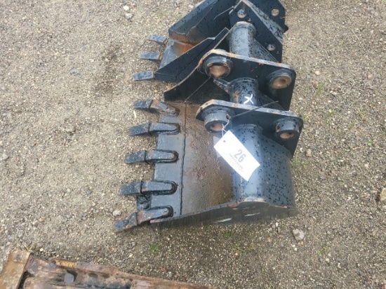 Kubota BT3004 24in. Digging Bucket