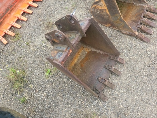 20in. Digging Bucket
