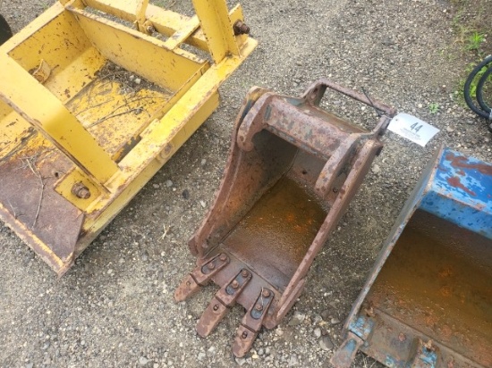 Bobcat 13in. Digging Bucket