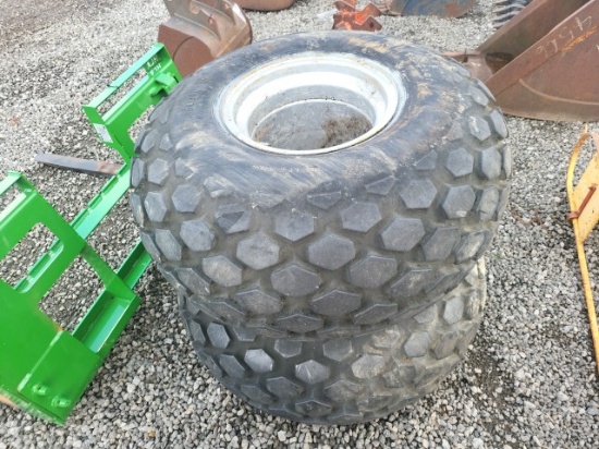 18.4x16 Turf Wheels and Tires