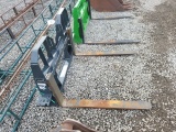 Bobcat QT Pallet Forks/4000LB/42in.