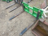 Horst QT Pallet Forks for John Deere 400Series Hookup/42in. Forks