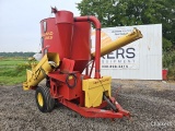 New Holland 355 Grinder Mixer