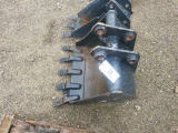 Kubota BT3004 24in. Digging Bucket