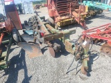 John Deere 2600 5btm. Semi Mt. Plow