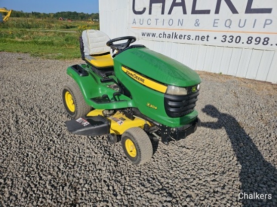John Deere X304 Riding Mower