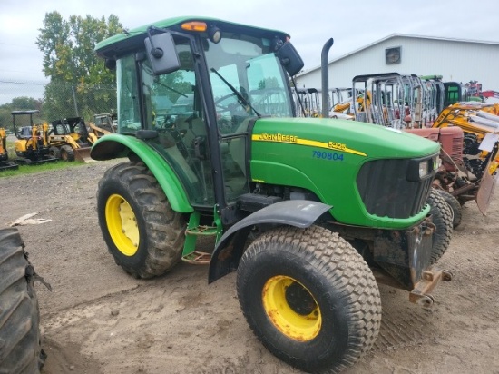 John Deere 5225 4x4 w/Cab